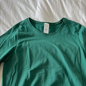 Athleta All In Motion Top XL